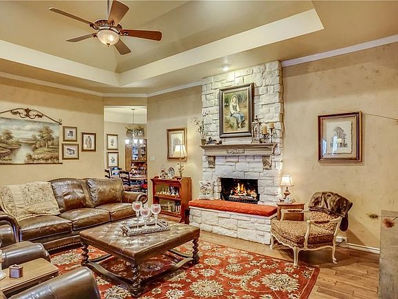 4th image of 6625 Hillside Ct