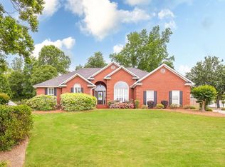 2902 Four Seasons Dr, Phenix City, AL 36867