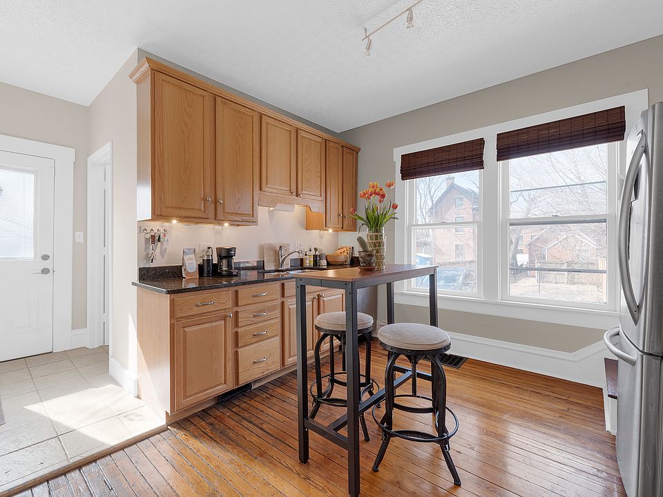 Kitchen (Full bathroom behind the cabinets)