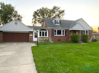 100 Central Ave, Rossford, OH 43460