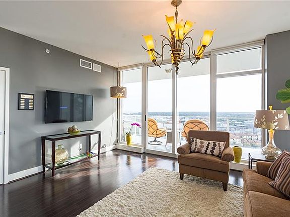 4th image of 175 1st St S APT 2303