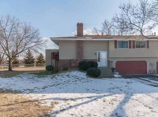 10435 Decatur Cir, Bloomington, MN 55438
