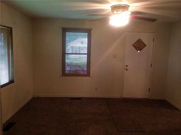 3rd image of 1110 State St