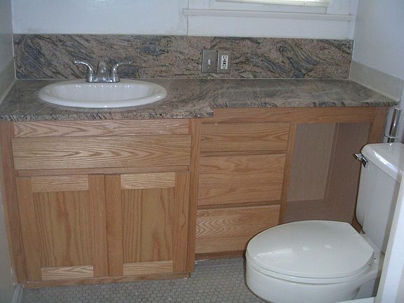 4th image of 1531 S Ogden Dr
