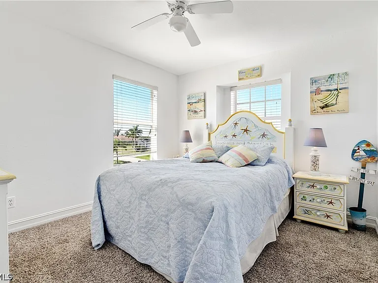 3101 SW 26th Pl — Photo 33