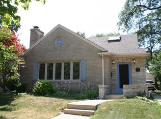 736 Russet St, Racine, WI 53405