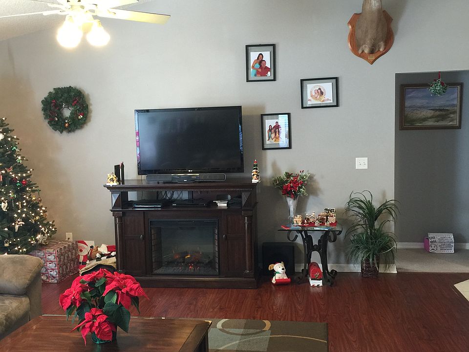 1st image of 271 Venetian Blvd