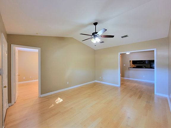 2nd image of 1219 Limestone St