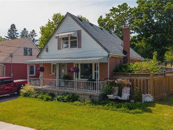 61 Hillview St, Kitchener, ON N2H 5P9
