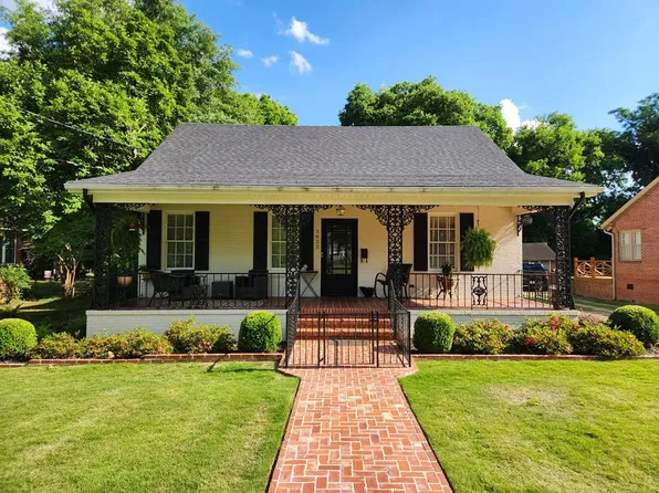 1622 Crest Dr, Columbus, GA 31906