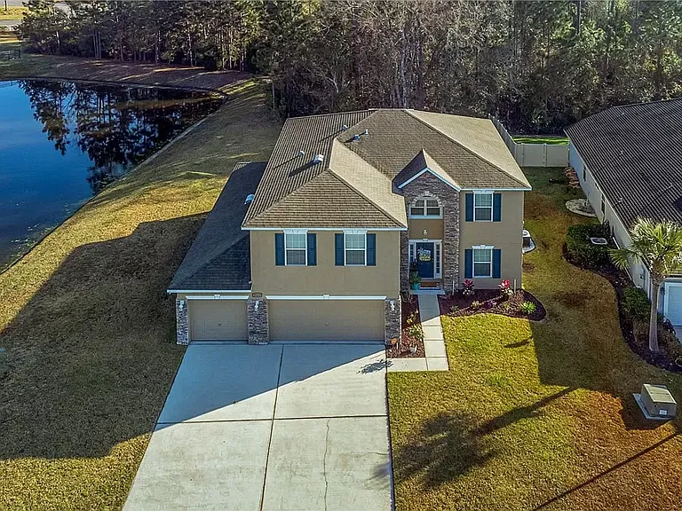 75215 Fern Creek Dr — Photo 2