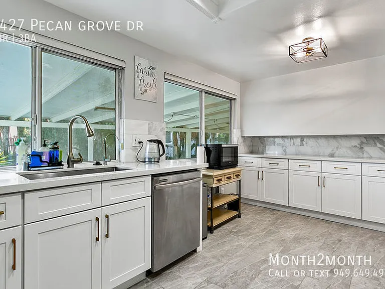 1427 Pecan Grove Dr — Photo 10