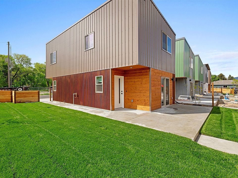 1st image of 1031 Kemp St
