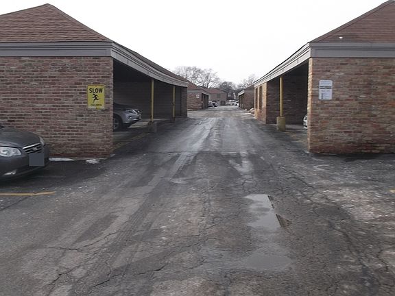 5th image of 1751 Sussex Walk