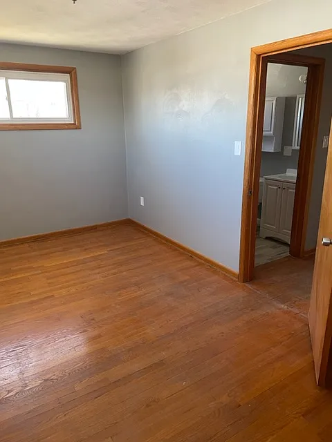 2 bed, 1000 sqft, $955 — Photo 4
