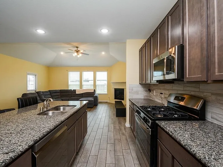 15127 Monal Trie Dr — Photo 11