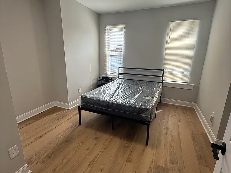653 Bartlett Ave — Photo 6