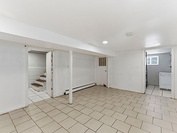 5th image of 80 Melrose Ave #1
