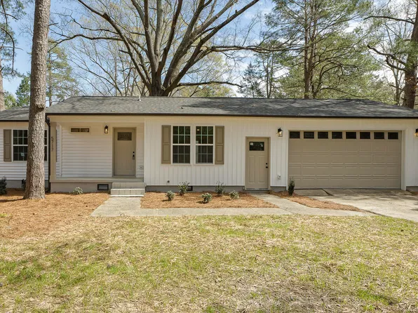 5717 Grandale Dr, Durham, NC 27713