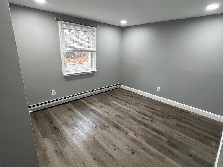15 Beach Ave — Photo 18
