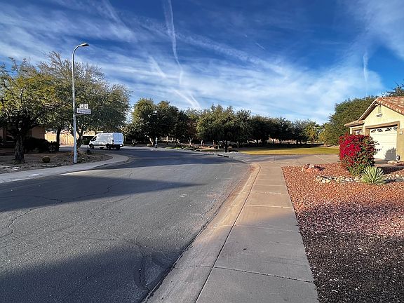 5th image of 1625 E Francisco Dr