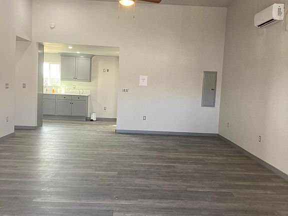 2nd image of 101 S Royalite St #B