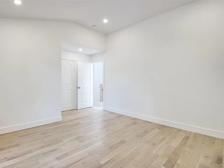 30 Kirkwood Rd #B — Photo 23