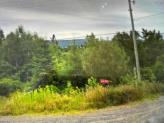 5th image of Highway 105 Baddeck Inlt