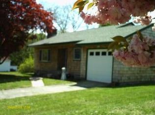 95 Tallman Ave, Portsmouth, RI 02871