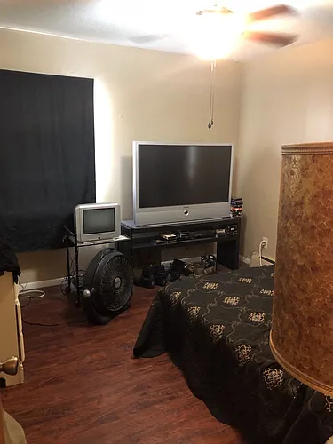 3049 Grand St NE Photo 1