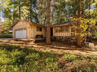 11209 Crescent Dr, Nevada City, CA