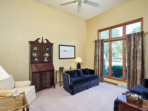 4th image of 6983 Crystal Creek Dr