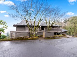 1115 SW Myrtle Ct, Portland, OR 97201