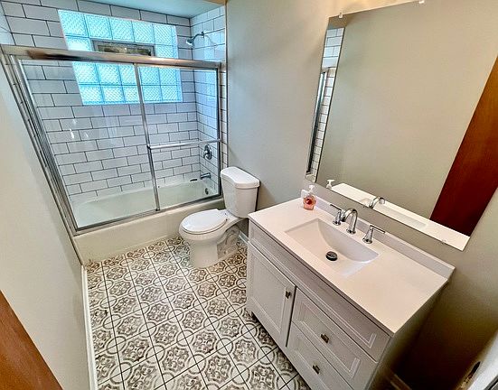5th image of 5849 S Francisco Ave APT 2A