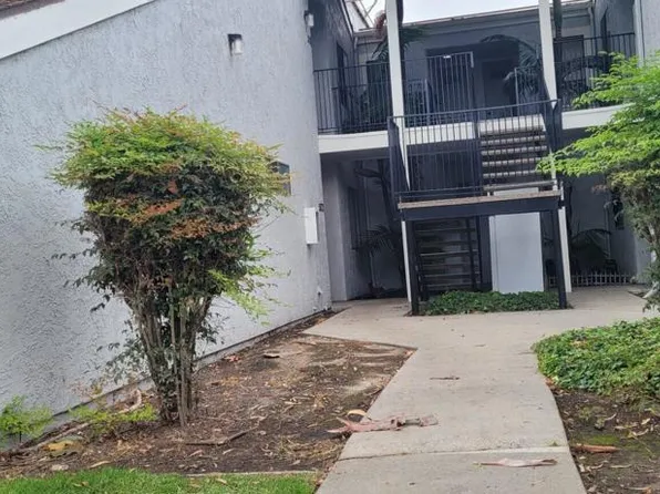 5172 Longfellow Way, Oxnard, CA 93033