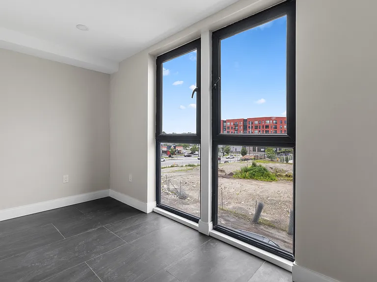 Tavolo Lofts — Photo 32
