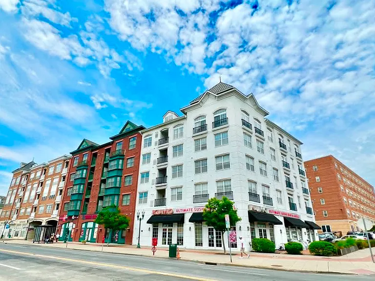 850 E Main St #430 — Photo 1