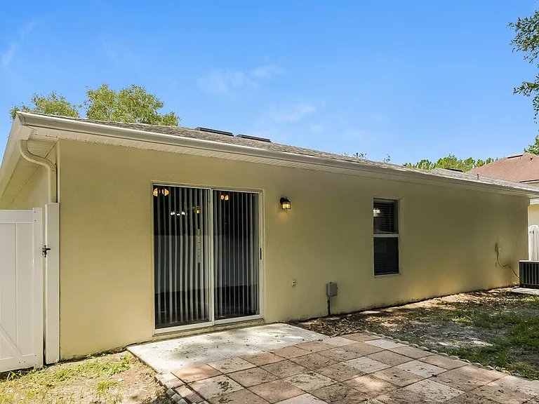 13825 Econ Woods Ln — Photo 16
