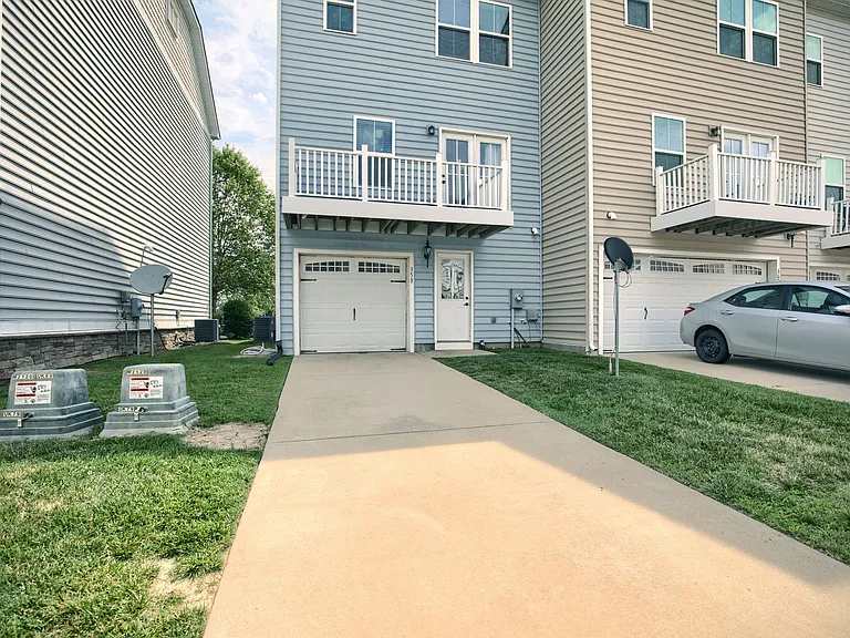 358 Spring Hill Pl — Photo 4