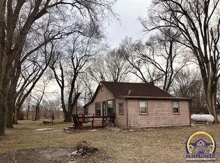 1221 NW Huxman Rd, Topeka, KS 66618