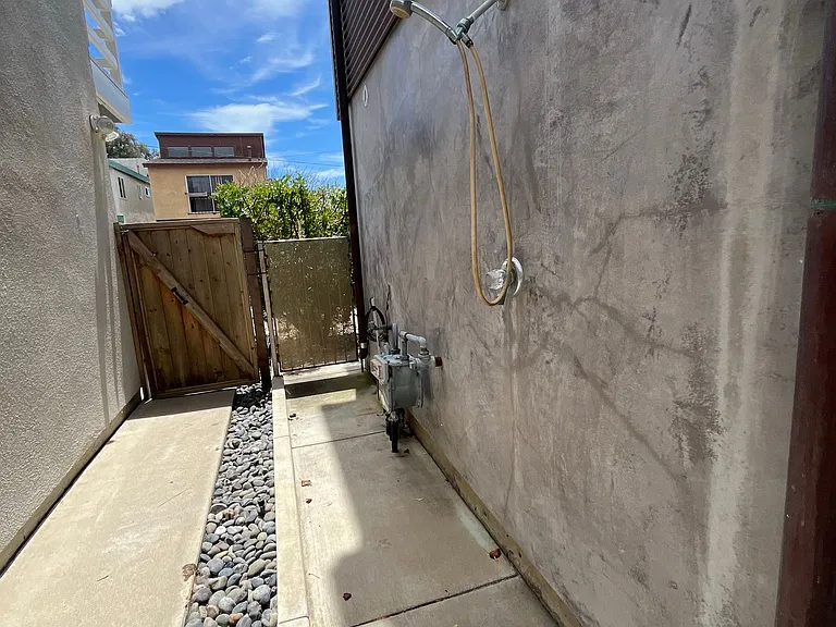 237 Highland Dr — Photo 18