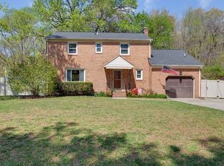 202 Pageland Dr, Yorktown, VA 23693