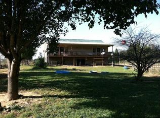 622 Valley Crest Dr, Florence, AL 35634