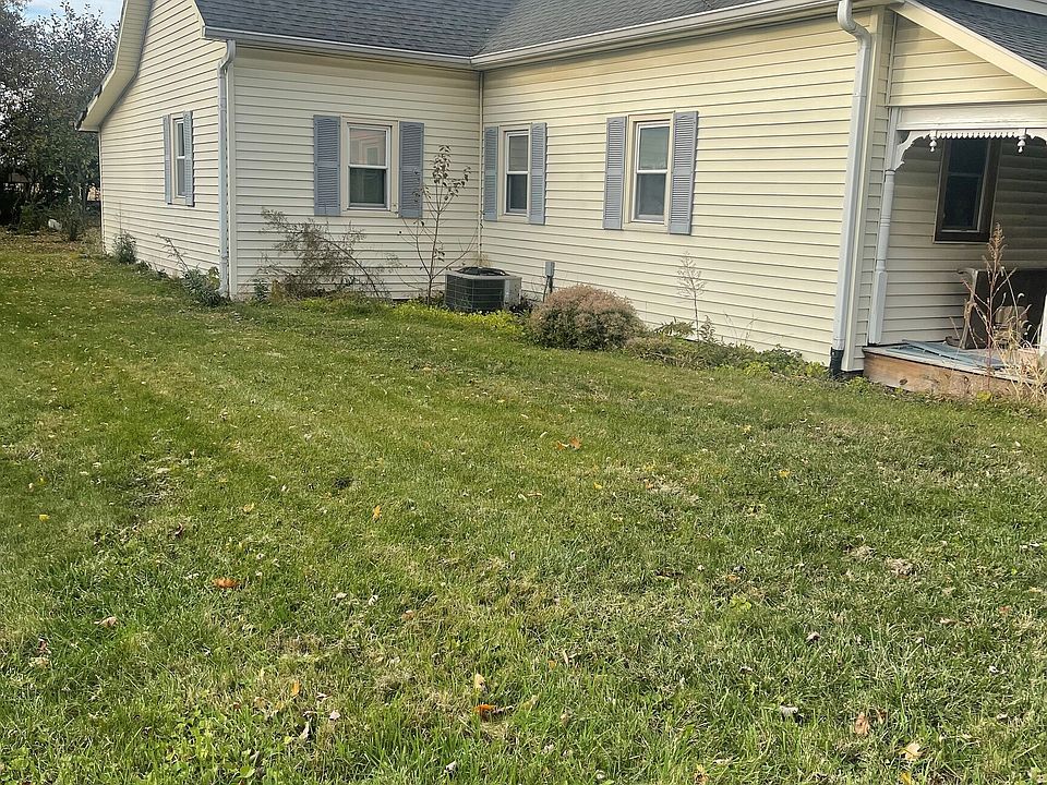 210 N Church St, Lizton, IN 46149 Zillow