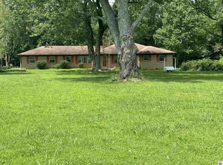 821 Jeff Davis Rd, Mayfield, KY 42066