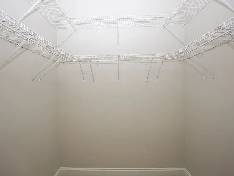 108 Fawnwood Dr — Photo 31