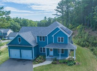 71 Pondview Cir, Belchertown, MA 01007