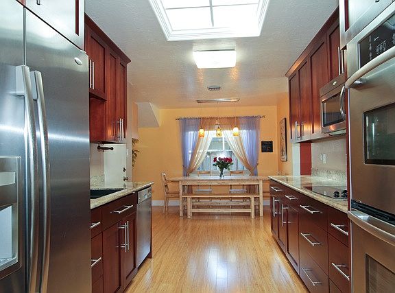 2nd image of 2347 Glendenning Ave