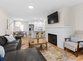 508 E High Point Rd, Peoria, IL 61614