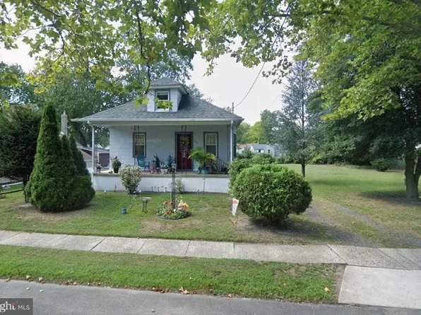 20 Elm Ave, Clementon, NJ 08021